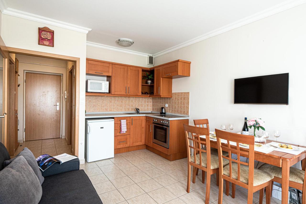 Lakeside Family Apartment Siofok Exterior photo