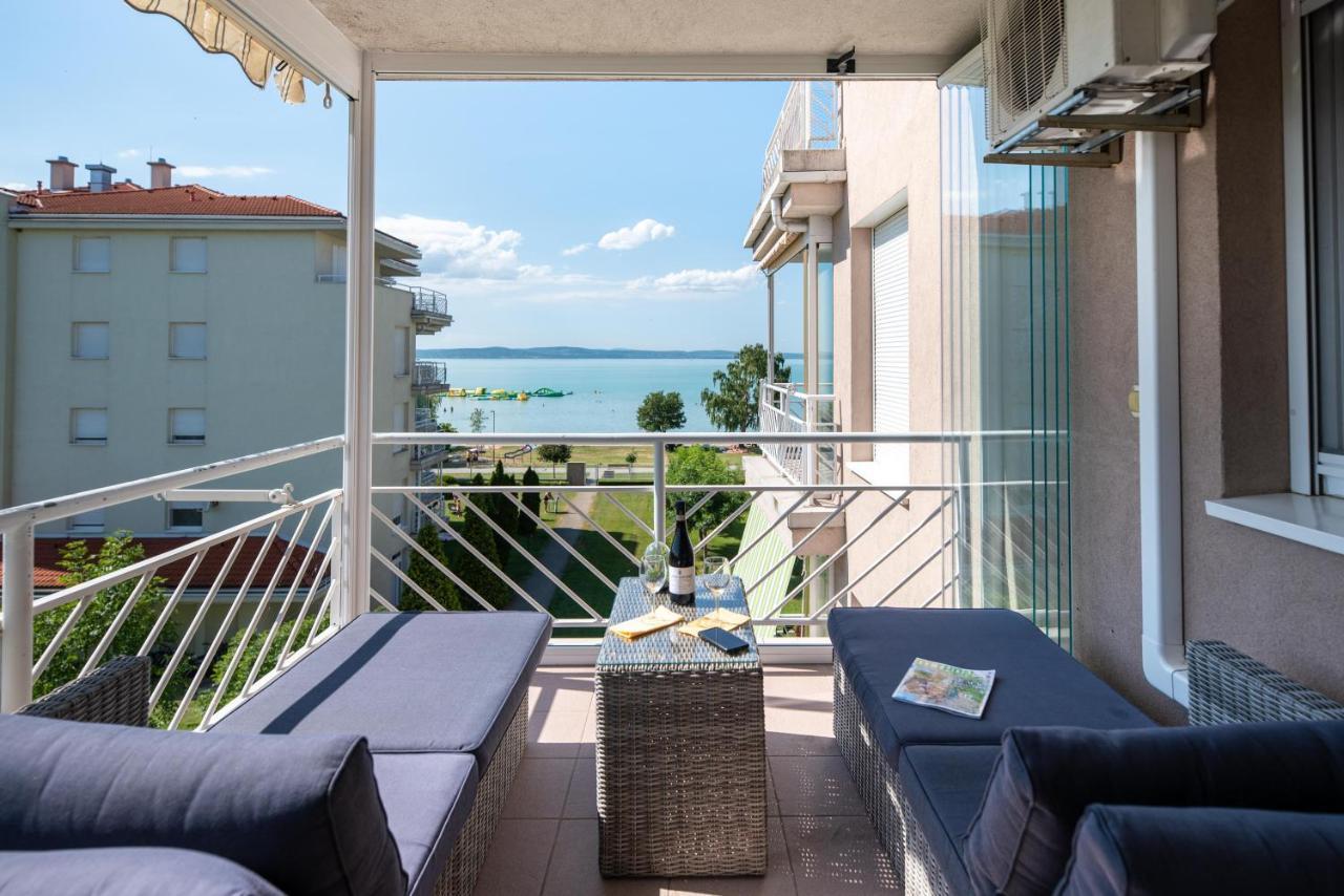 Lakeside Family Apartment Siofok Exterior photo
